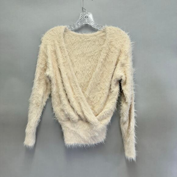 American‎ Eagle ivory eyelash fuzzy crossover back sweater Size Extra Small - Picture 11 of 13